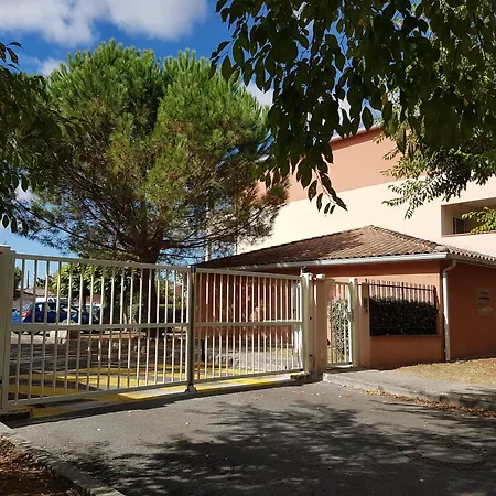 Apartment Superbe Cosy, Balcon, Parking Gaillac